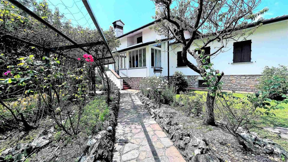 Villa in Uzzano, Toskana, Italien 2 - 13375453