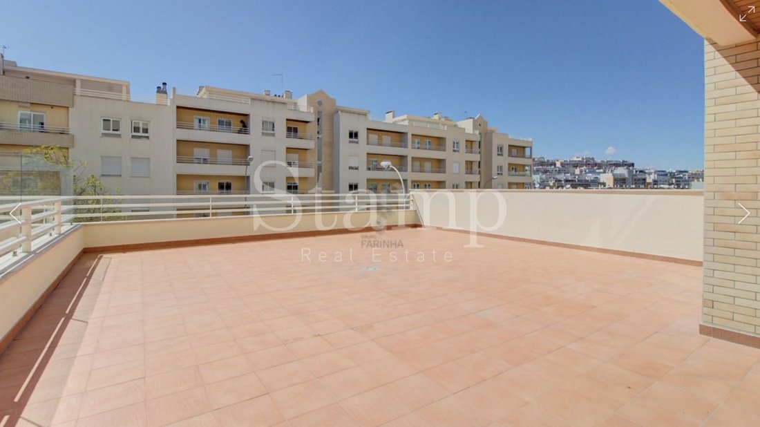 Apartment in Alges, Lisbon, Portugal 5 - 13378938