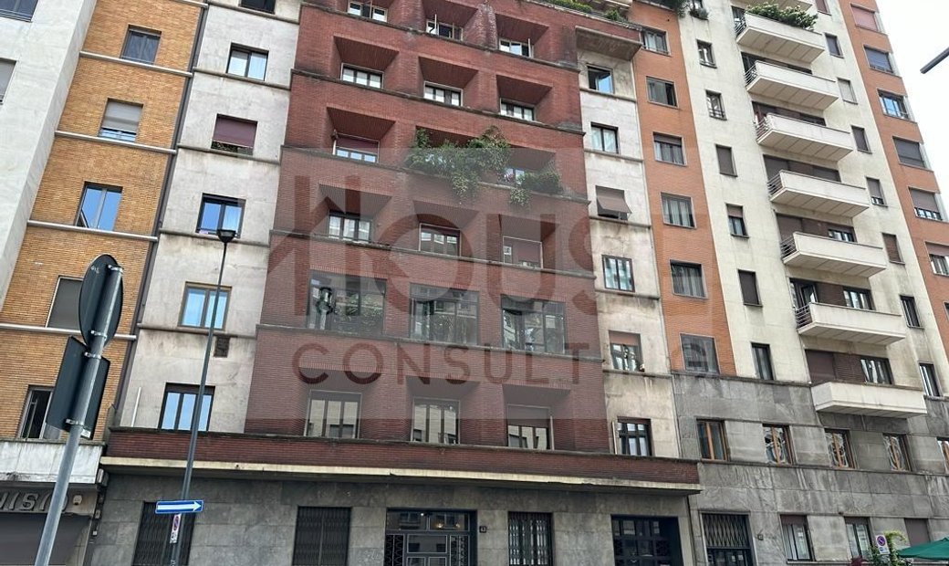 Milano Apartment In Milano, Italy For Sale (13375519)