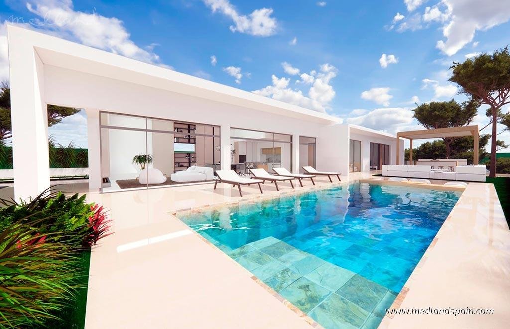 Villa in Pilar de la Horadada, Valencian Community, Spain 1 - 13379752
