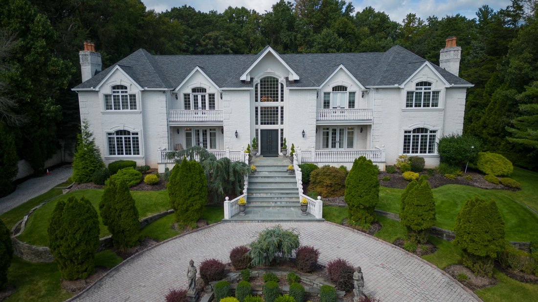 51 Chestnut Ridge Road, Saddle In Saddle River, New Jersey, United