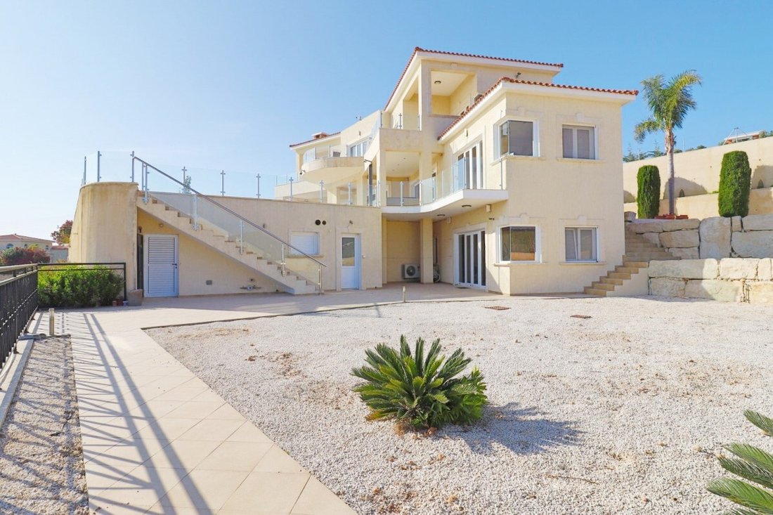 Villa in Akoursos, Paphos, Cyprus 4 - 13379320