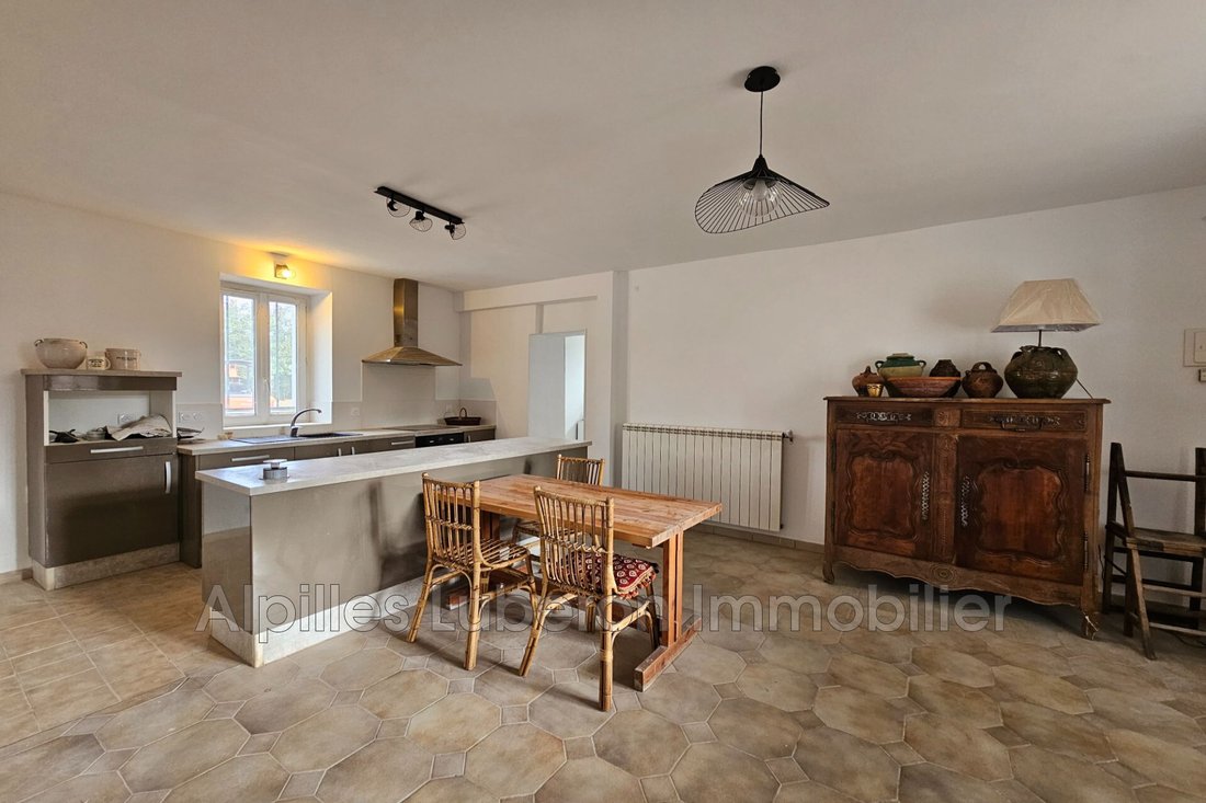 Villa in Mollégès, Provence-Alpes-Côte d'Azur, France 4 - 13375093
