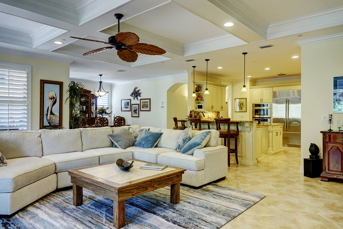 Luxury Empress Ocean Front Corner Condo In Jensen Beach, Florida
