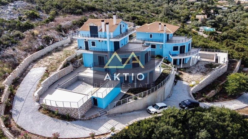 Villa in Tsoukaladon, Peloponnese, Western Greece and the Ionian, Greece 2 - 13379626