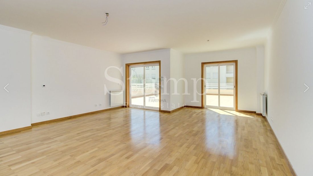 Apartment in Alges, Lisbon, Portugal 1 - 13378938