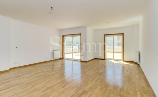 Wohnung in Algés, Lissabon, Portugal 1
