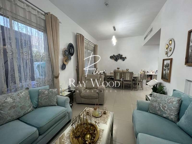 3 Br Town House I Spacious Layout Ideal In Dubai, Dubai, United Arab