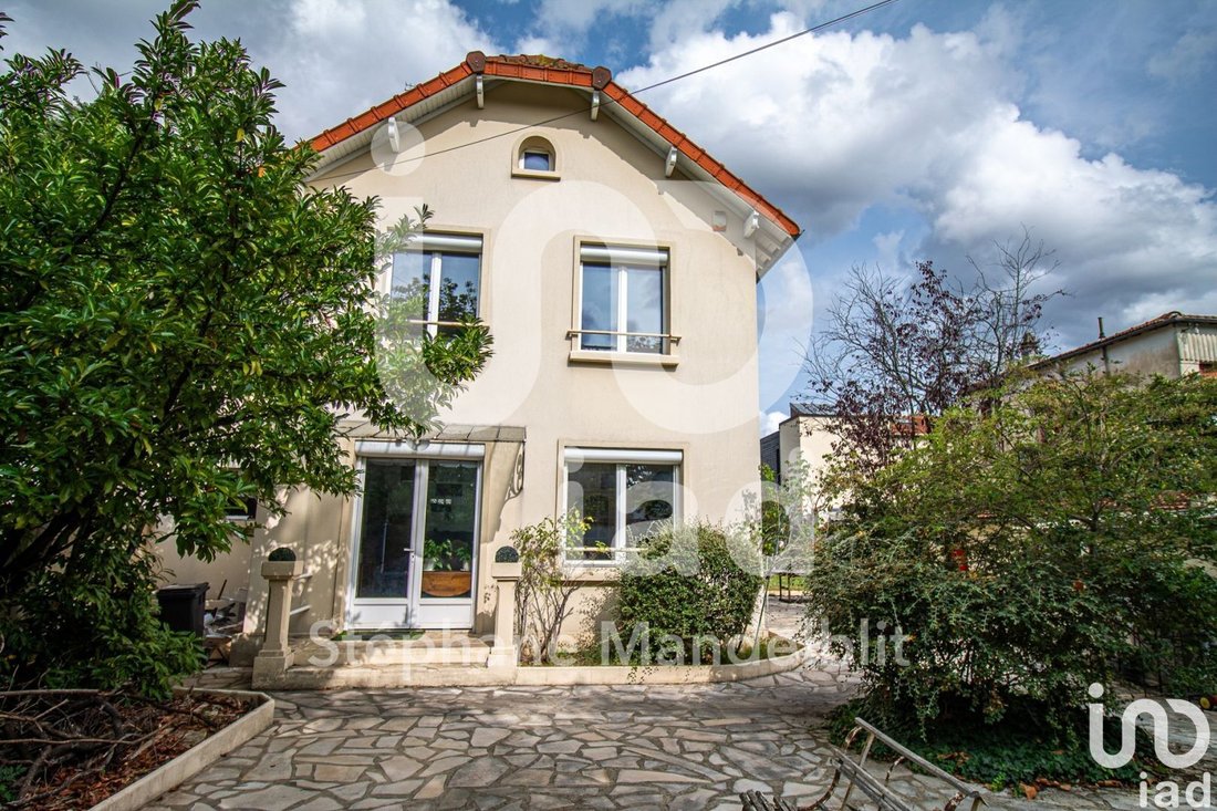 Vente Maison/Villa 7 Pièces In Saint Maur Des Fossés, île De France, France For Sale (13333863)