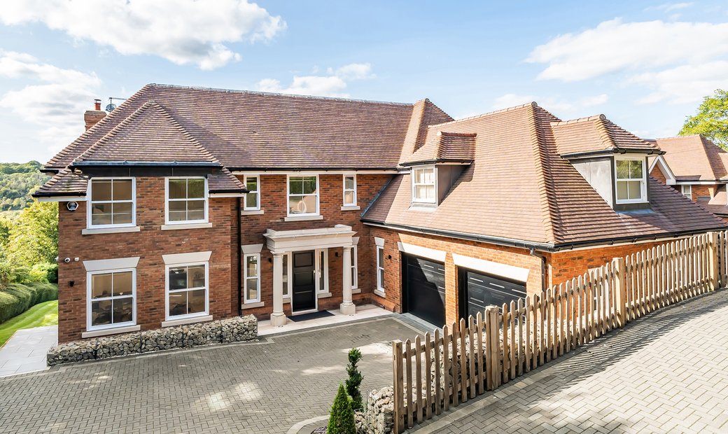 7 Bedroom Detached House For Sale In In Chipstead, England, United Kingdom For Sale (13379657)