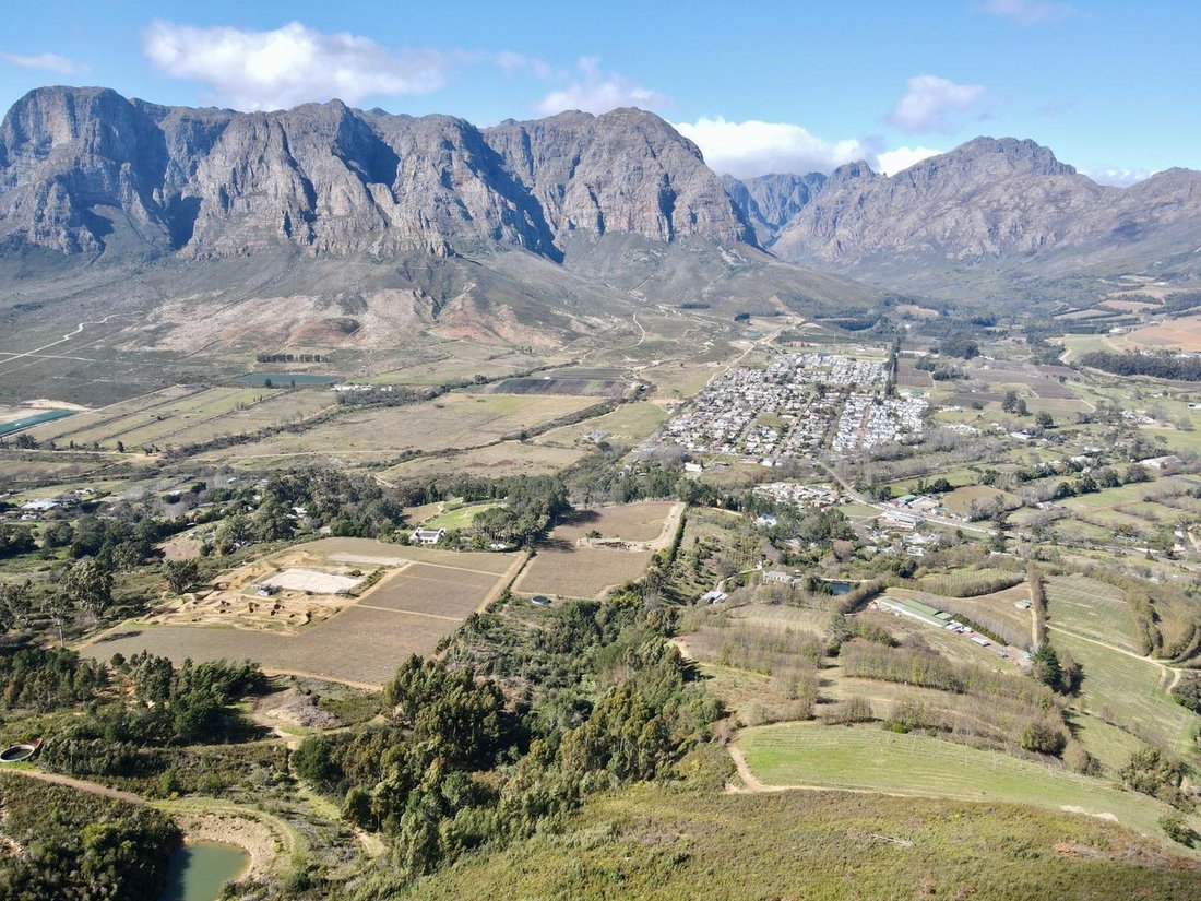 Beautiful In Banhoek In Kylemore, Western Cape, South Africa For Sale