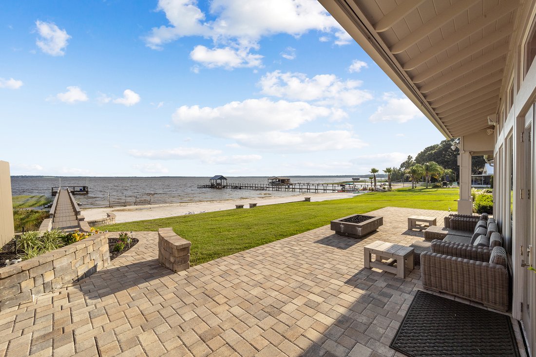 Ocklawaha In Ocklawaha, Florida, United States For Sale (13383775)