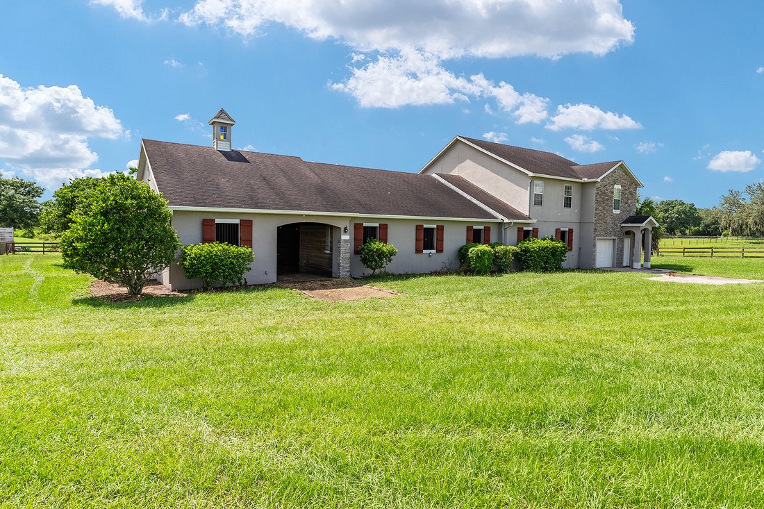 Clermont In Clermont, Florida, United States For Sale (13383772)