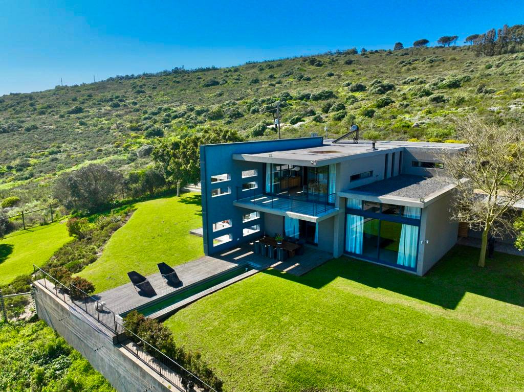 A 106ha Luxury Farm Featuring An In Cape Town, Western Cape, South