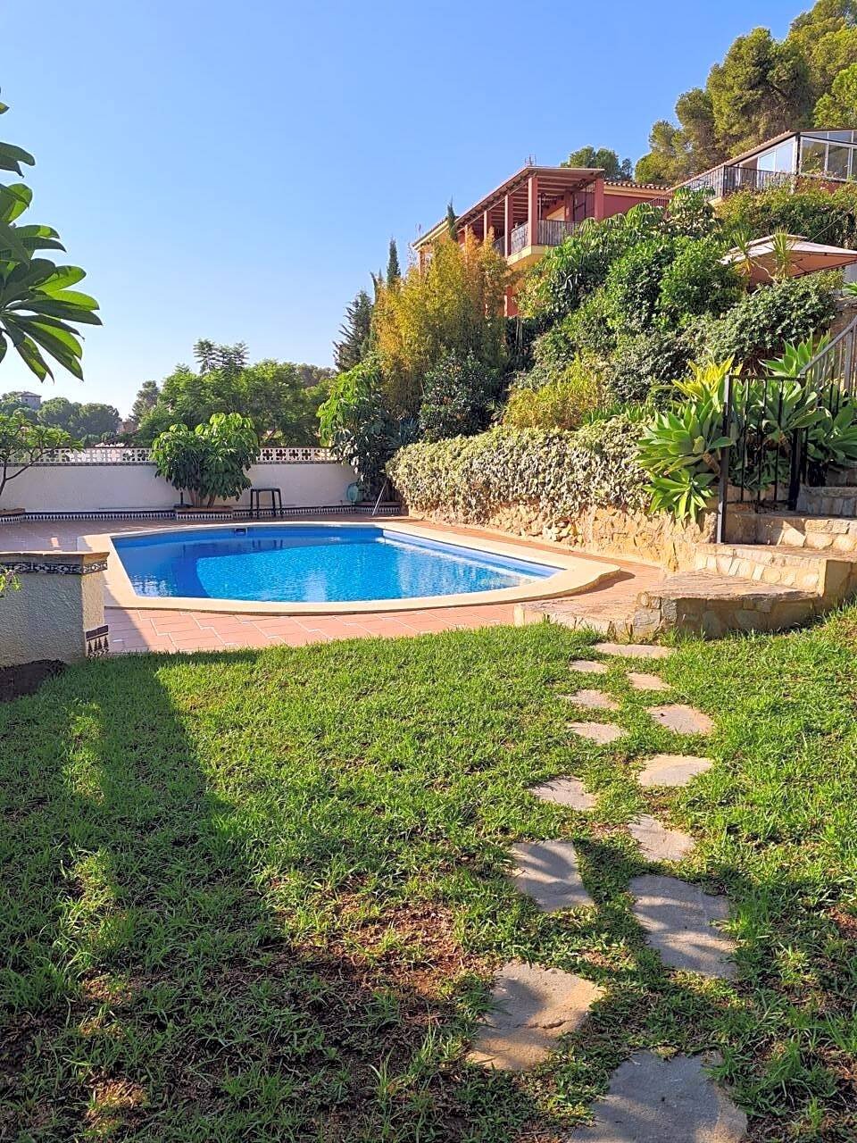 Torremolinos Villa In Torremolinos, Andalusia, Spain For Sale (13385375)