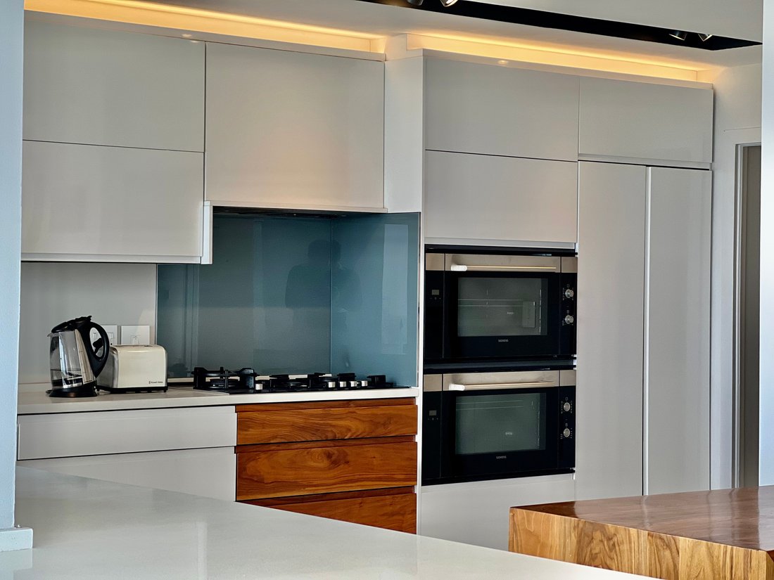 Apartment in Sea Point, Cape Town, South Africa 5 - 13384339