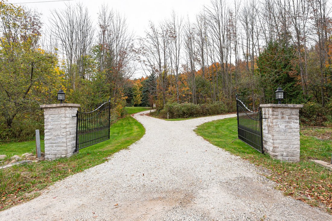 95 Acre Tranquil Retreat In Duntroon, Ontario, Canada For Sale (13385490)