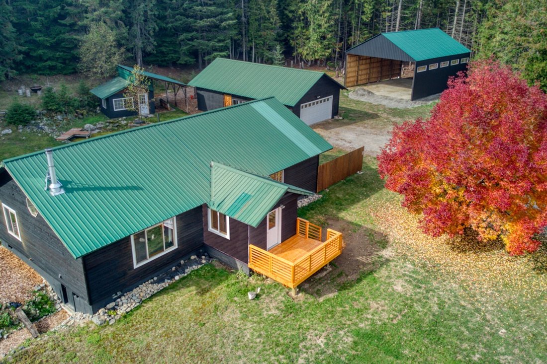 142 Beaver Tail, Moyie Springs, Id In Moyie Springs, Idaho, United