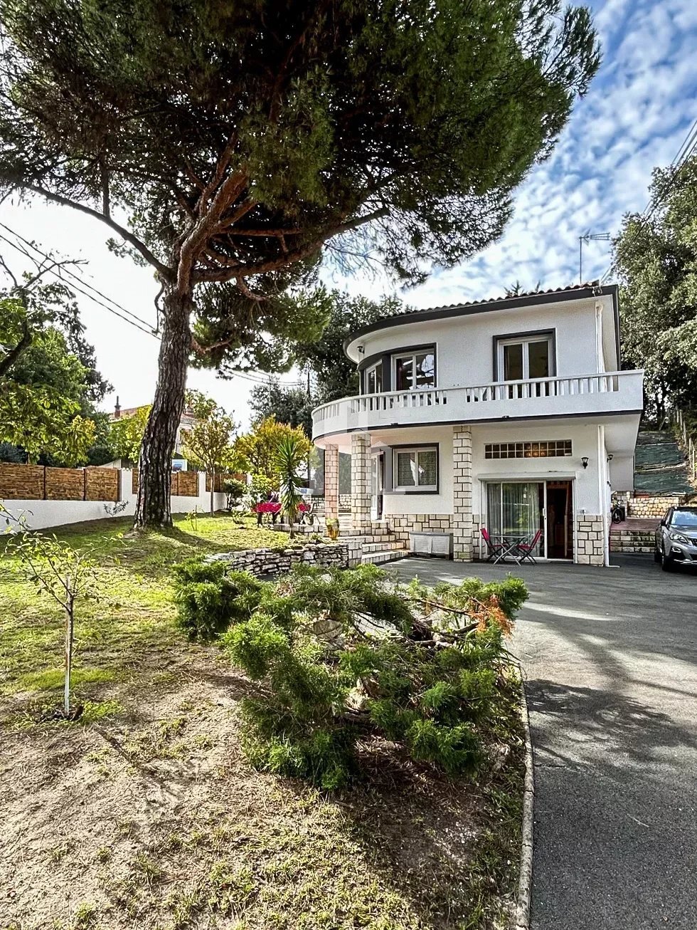 Casa Royan En Royan, Nueva Aquitania, Francia En Venta (13384004)