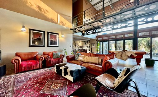 House in Cape Town, Western Cape, South Africa 1