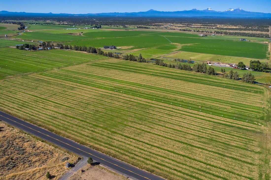 11705 Shumway Road Powell Butte, Or In Powell Butte, Oregon, United