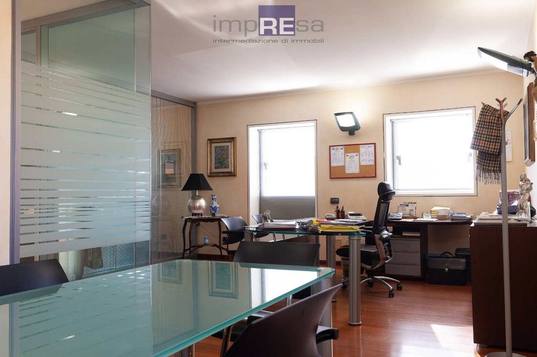 Villorba, Veneto, Italy 4 - 13390012