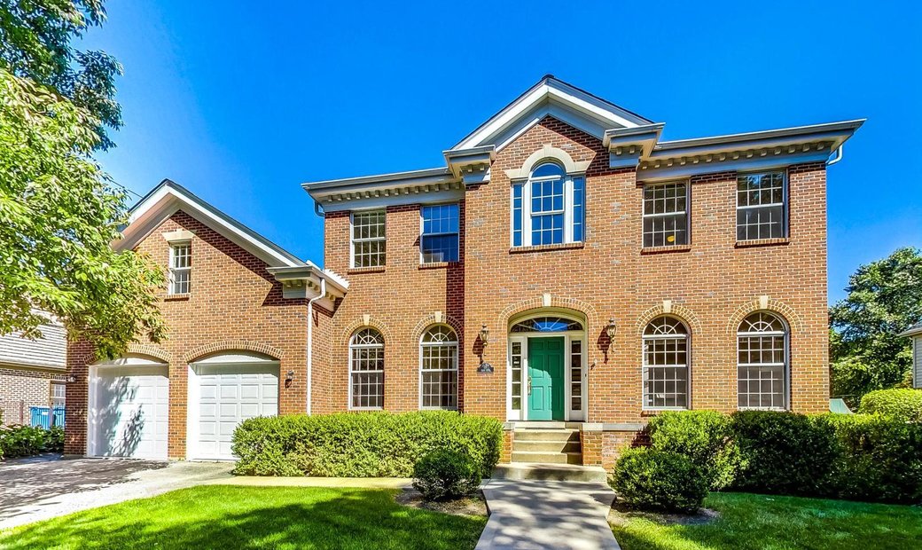 19 E 57 Th Street In Hinsdale, Illinois, United States For Sale (13249105)