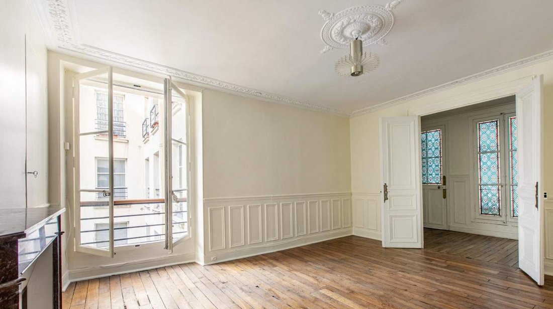 Apartment in Palais Royal, Paris 1er Arrondissement, Paris 2 - 12757521