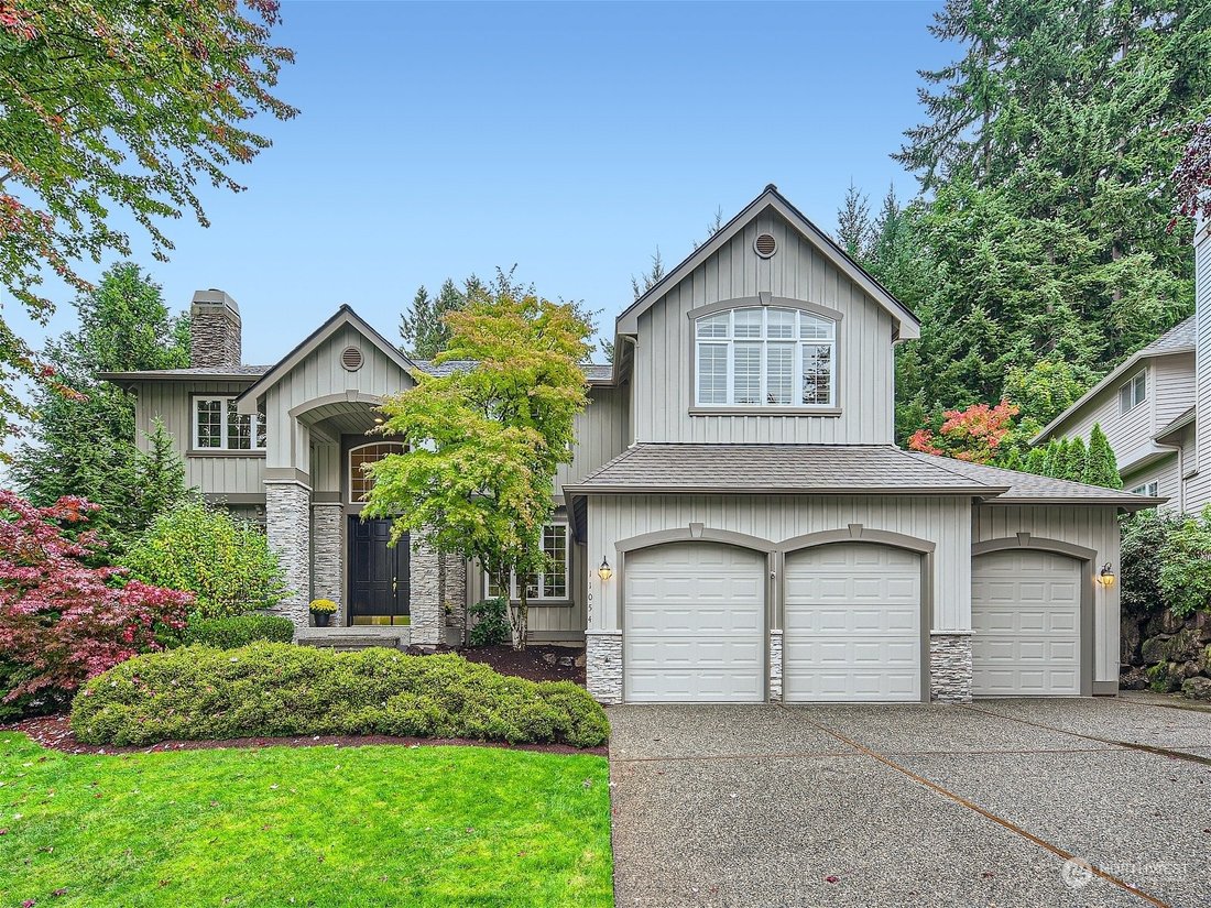 Updated Gem In Sought After Somersby In Redmond, Washington, United