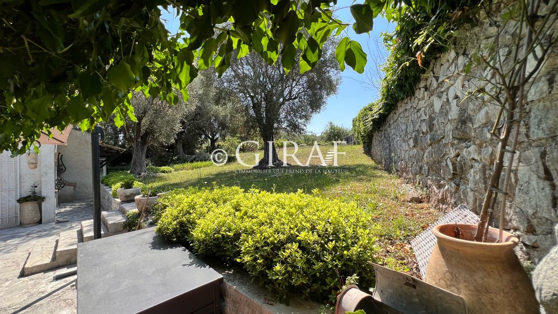 Villa a Tourrettes-sur-Loup, Provenza-Alpi-Costa Azzurra, Francia 5 - 12037507