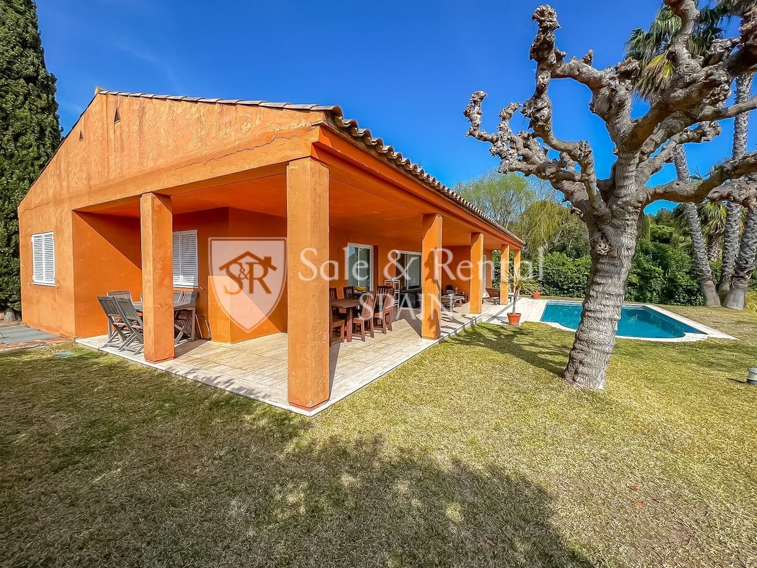 Chalet in s'Agaro, Platja d'Aro, Catalonia 1 - 13386305