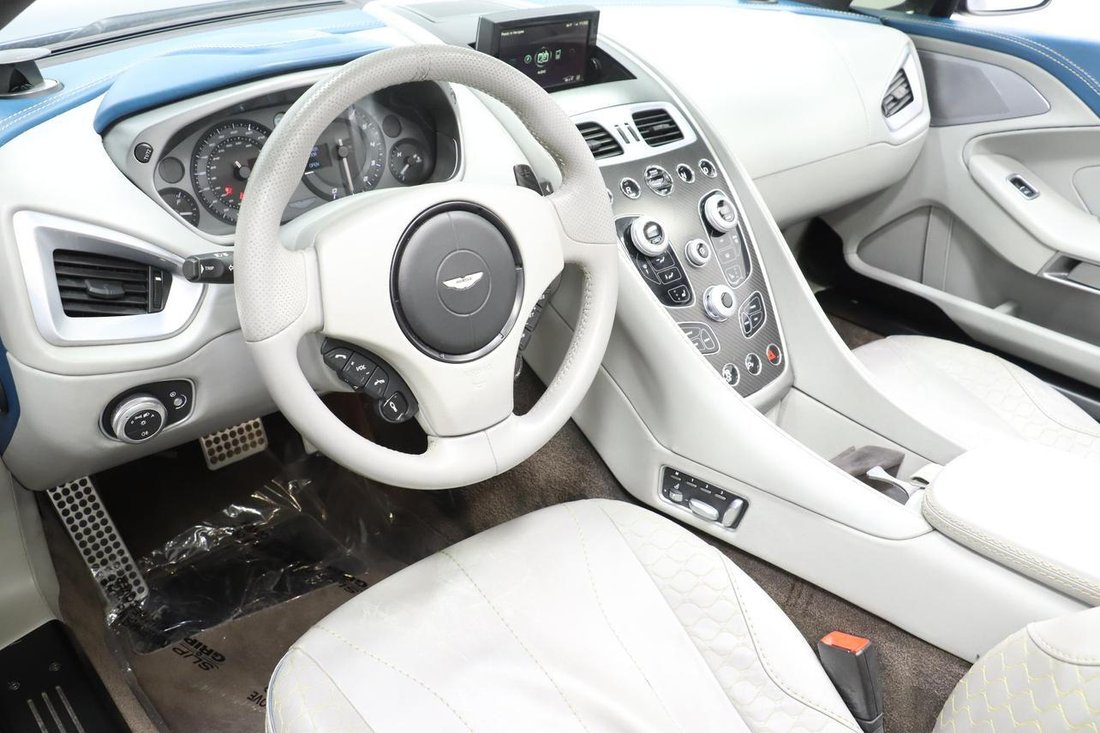 Cabriolet in Jacksonville, Florida, United States 2 - 12551703