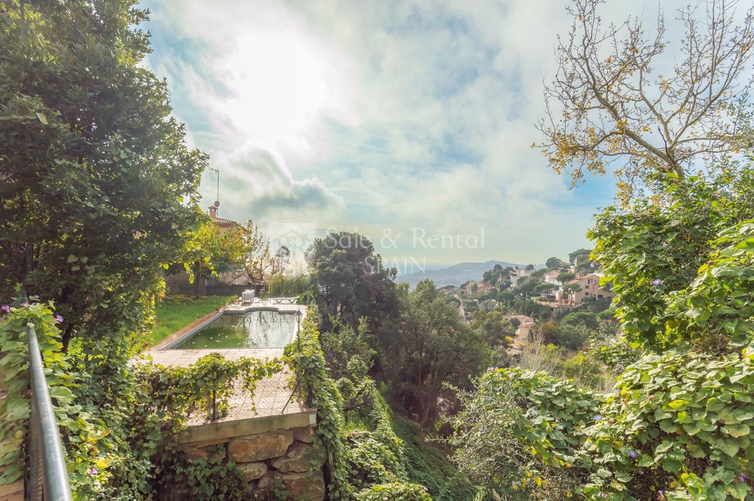 Chalet in Lloret de Mar, Catalonia, Spain 2 - 13386280