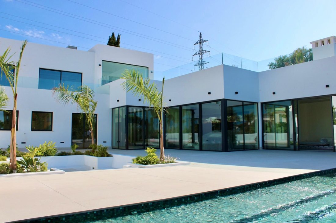 Villa in Marbella, Andalusia, Spain 2 - 13391190