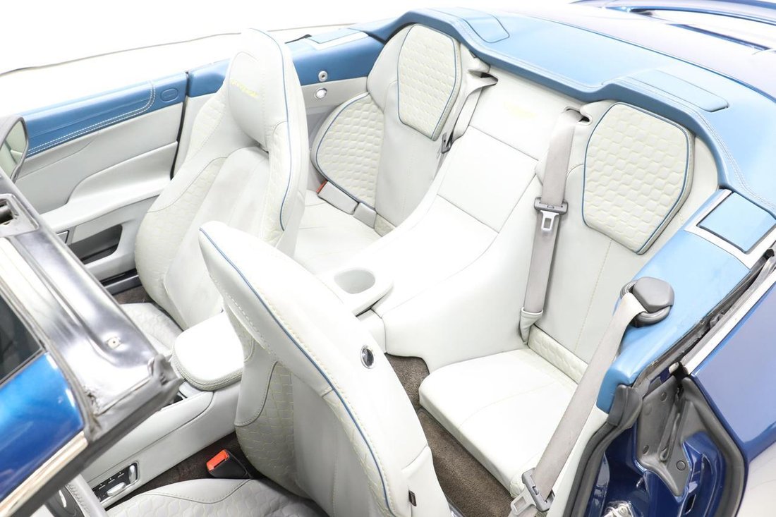 Cabriolet in Jacksonville, Florida, United States 3 - 12551703