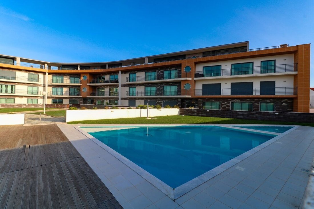 Apartment T3 Ericeira, A Casa Das Casas In Ericeira, Lisbon, Portugal