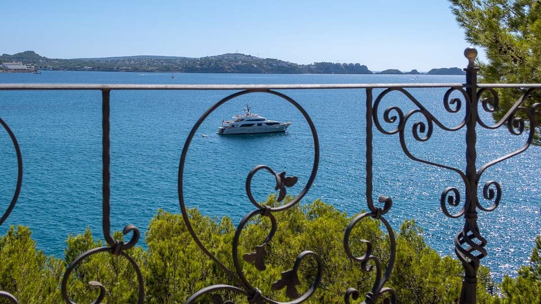 Villa in Cala Fornells, Calvia, Balearic Islands 2 - 13387249