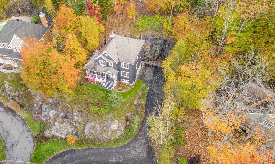 Lac Beauport, Qc Dans Lac Beauport, Québec, Canada à Vendre (13391276)