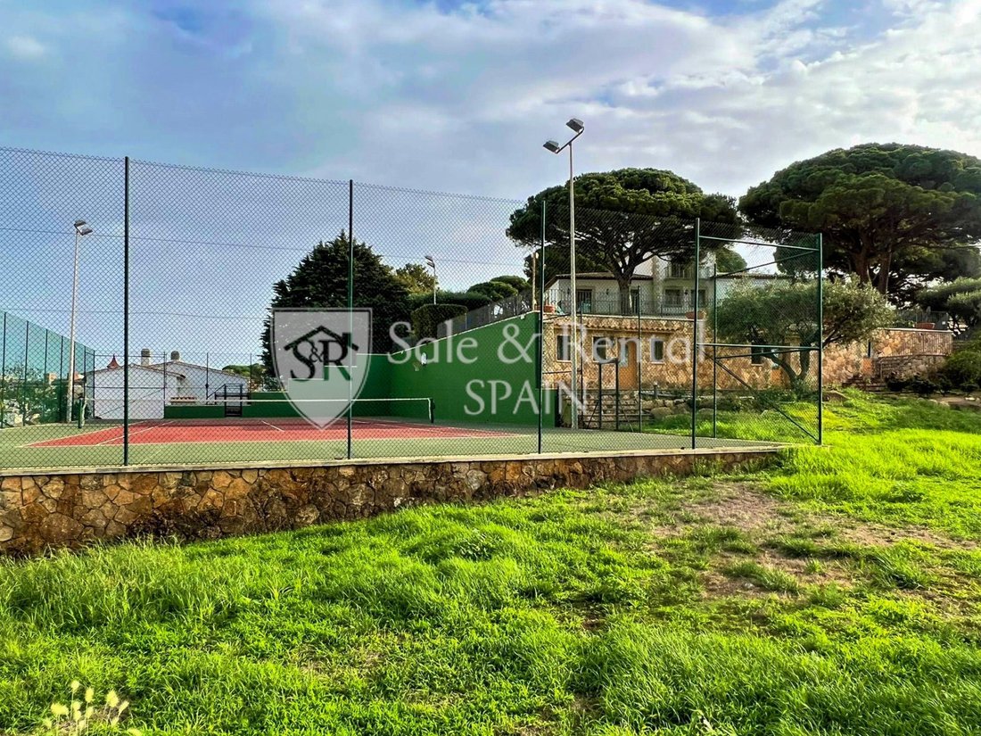 Chalet in Sant Feliu de Guixols, Catalonia, Spain 4 - 13386244
