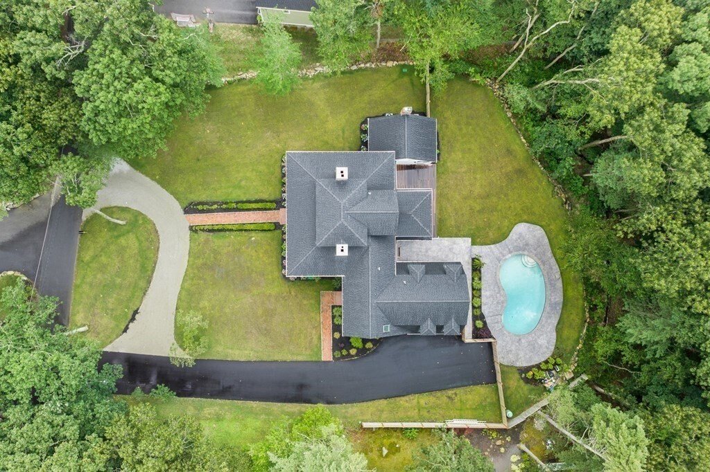 Classic Transformed Colonial Estate In Hingham, Massachusetts, United