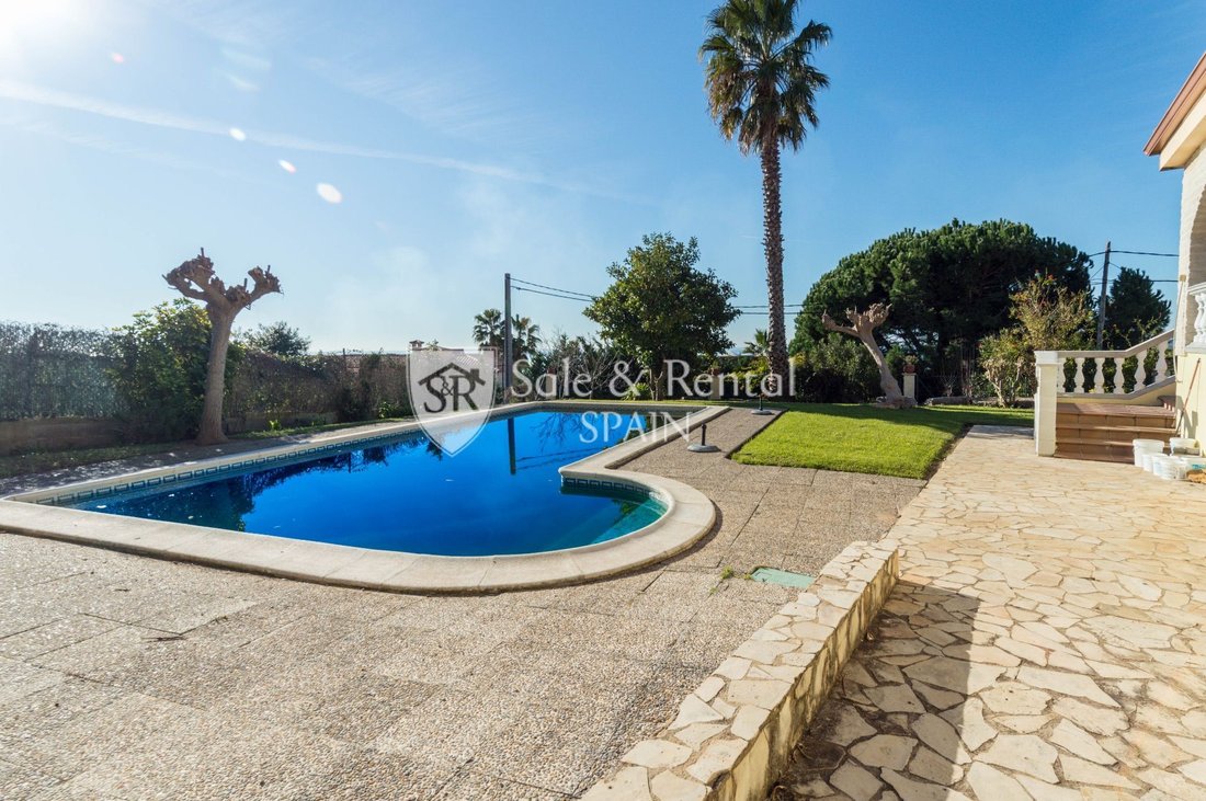Chalet in Lloret de Mar, Catalonia, Spain 2 - 13386264
