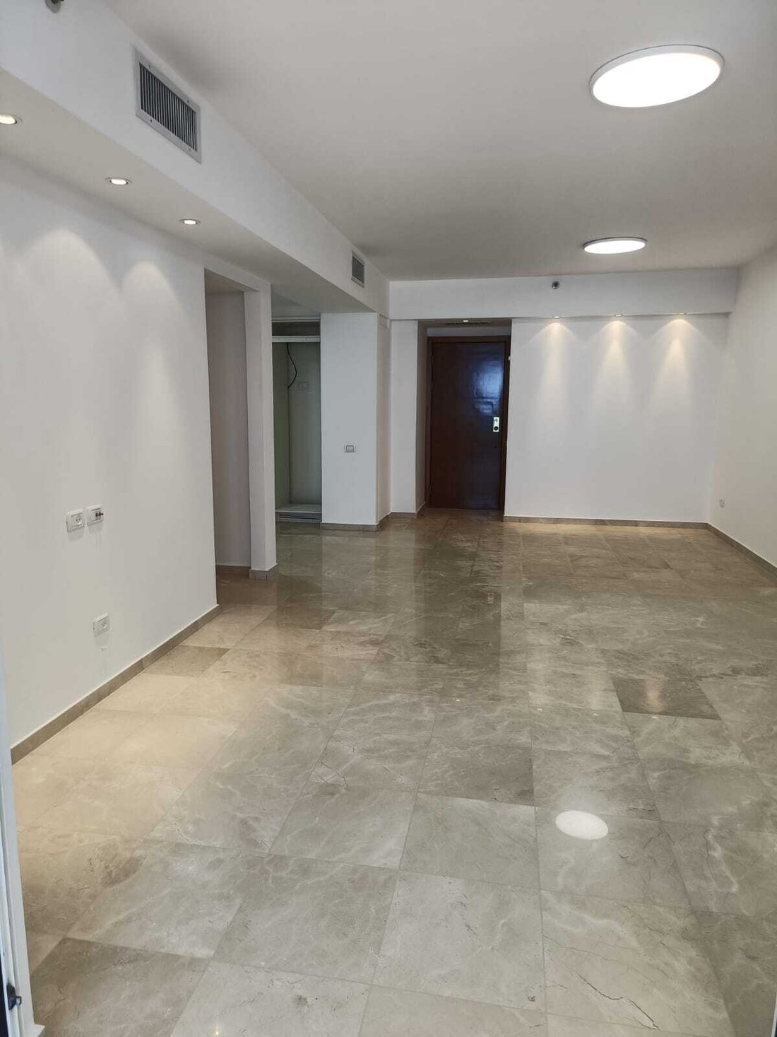 Apartment in Tel Aviv-Yafo, Tel Aviv District, Israel 2 - 13391818