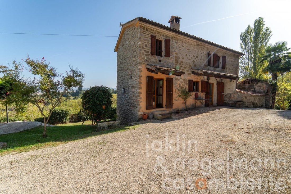 Two Houses With Panoramic Swimming Pool And Ca. 2 In Umbertide, Umbria