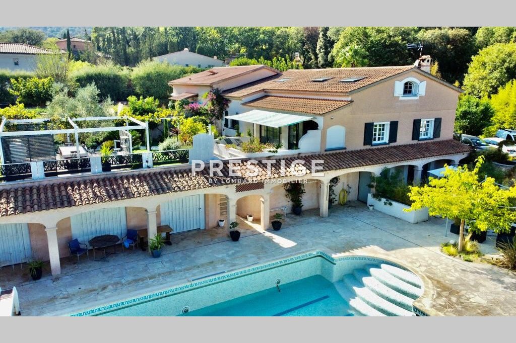 Vente Maison 8 Pièce(s) In Le Plan De La Tour, France For Sale (13392748)