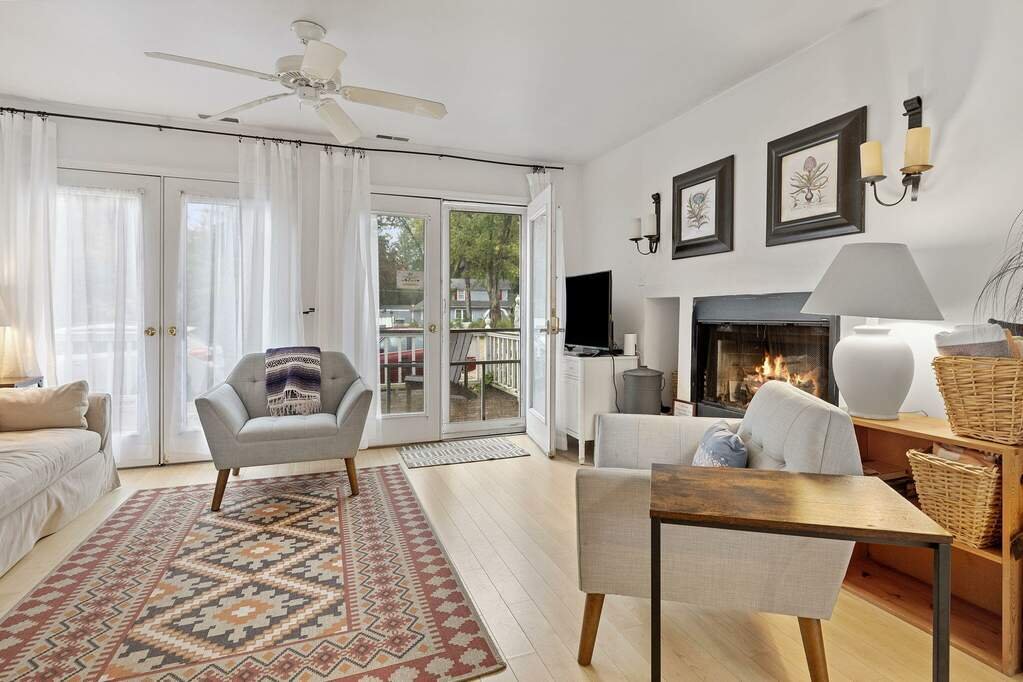 Adorable Cottage With Endless Building In Union Pier, Michigan, United