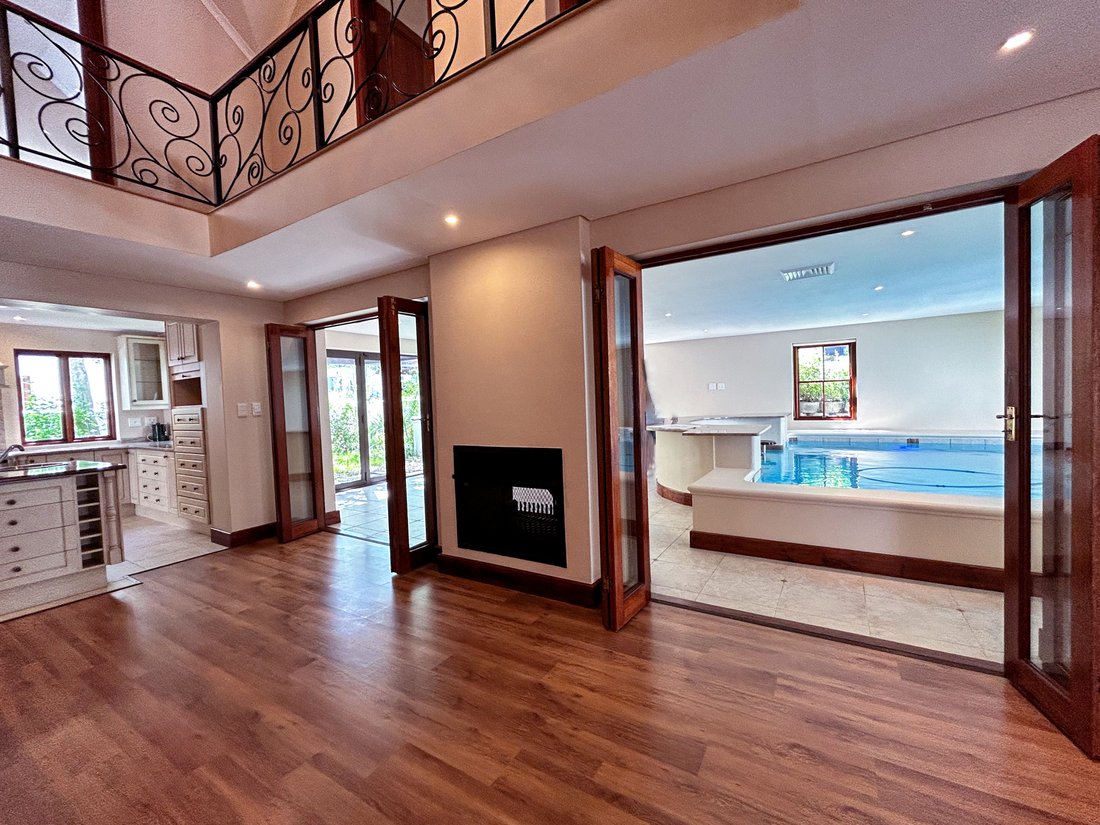 Luxurious 3 Bedroom Estate Home In De Zalze In Stellenbosch, South