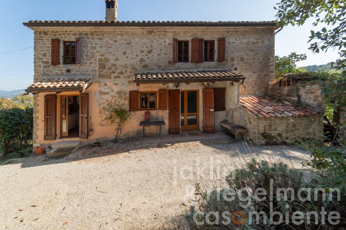Two Houses With Panoramic Swimming Pool And Ca. 2 In Umbertide, Umbria