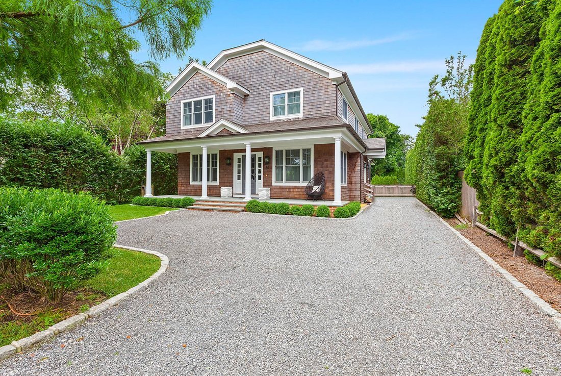 Fabulously Appointed Hamptons Retreat In Southampton, New York, United