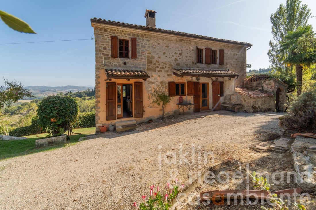 Two Houses With Panoramic Swimming Pool And Ca. 2 In Umbertide, Umbria