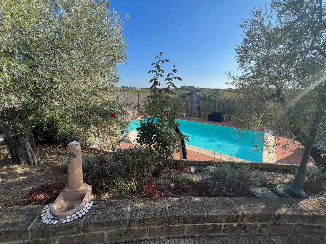 Villa in Center, Cerreto Guidi, Tuscany 5 - 13394029